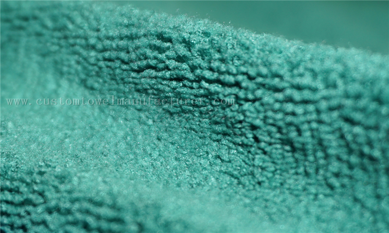 China Custom Bulk wholesale Fast Drying Microfiber cleaning rags for sale Promotional Towels Gift Supplier